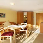 Aparthotel Appartementhaus Wuerding 3*